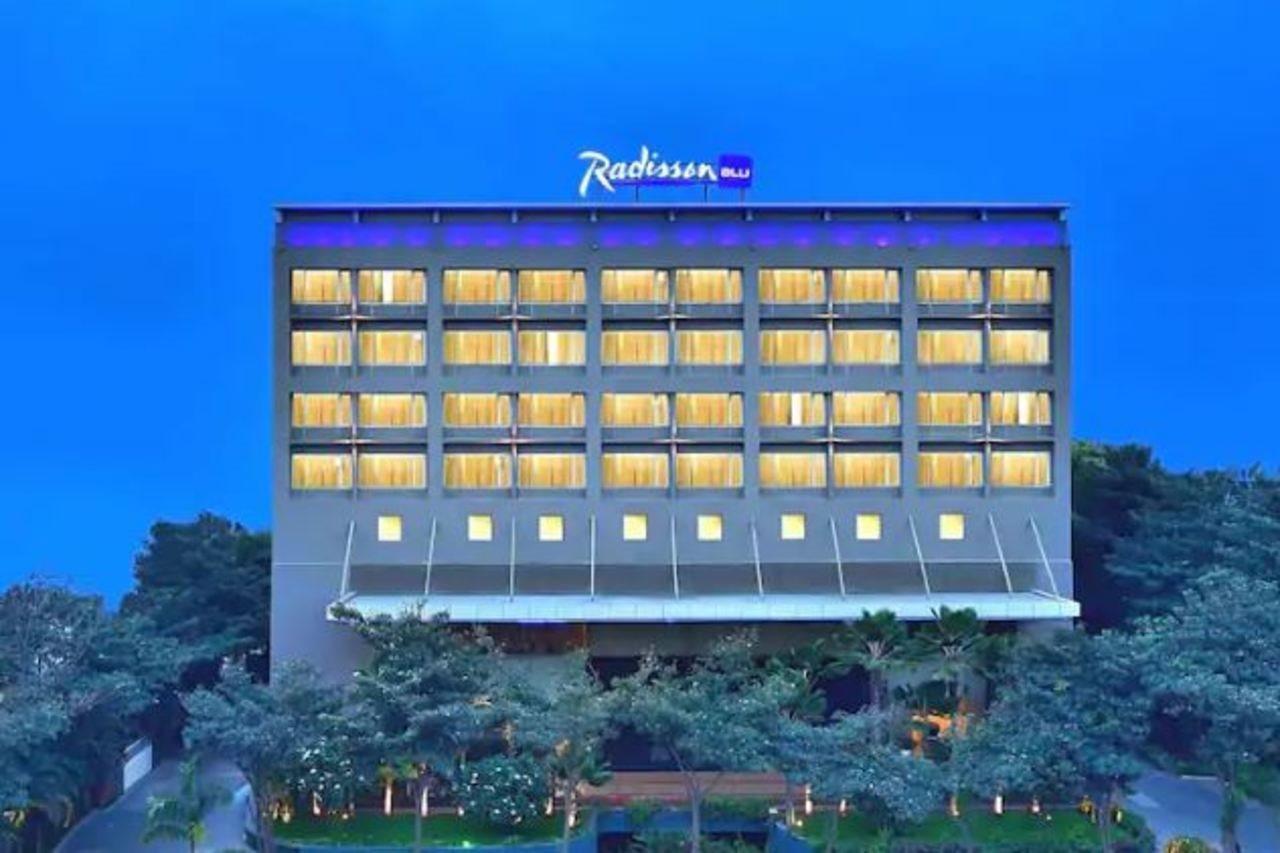 Radisson Blu Bengaluru Outer Ring Road Ξενοδοχείο Εξωτερικό φωτογραφία