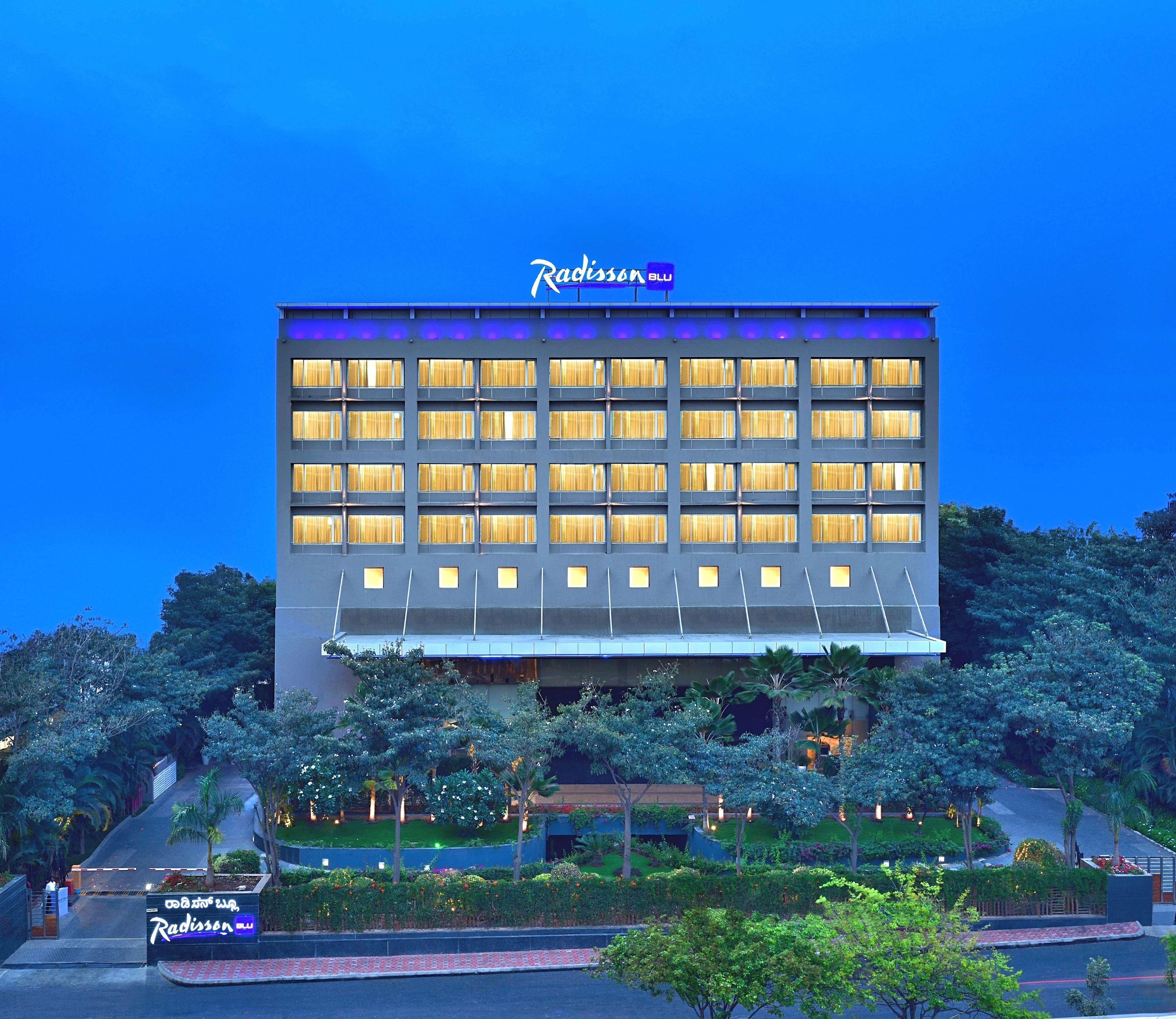 Radisson Blu Bengaluru Outer Ring Road Ξενοδοχείο Εξωτερικό φωτογραφία